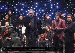 گزارش تصویری آوای ایرانیان از کنسرت “شب مسعود کیمیایی” به خوانندگی رضا یزدانی