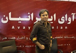 مجید اخشابی: «کنسرت آنلاین» پول دورریختن است