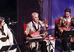 اجرای پنج کمانچه‌نواز ایرانی در بلژیک