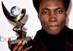 جایزه مهم موسیقی جهان به کشته شدگان پاریس تقدیم شد