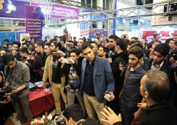 مهمانان ویژه آوای ایرانیان در آخرین روز از نمایشگاه مطبوعات و خبرگزاری ها + تصاویر
