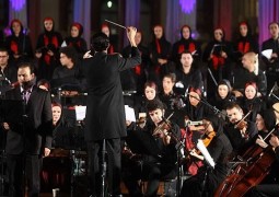 متفاوت‌ترین و سخت‌ترین کنسرت “کُر آوازی تهران” با فرانسوی‌ها