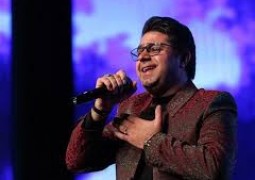 حجت اشرف‌زاده دومین کنسرت «ماه و ماهی» را در حوزه هنری اجرا می‌کند + قطعه آهنگ