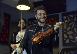 واکنش‌ها به کنسرت  «محمدرضا گلزار» در لس‌آنجلس