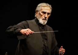 شهبازیان رهبرسابق ارکسترملی ایران: وقتی محمدرضا گلزار ویلن می‌زند و مهران مدیری کنسرت می دهد، وضعیت همین می‌شود
