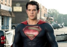 هنری کویل دوباره لباس سوپرمن می‌پوشد